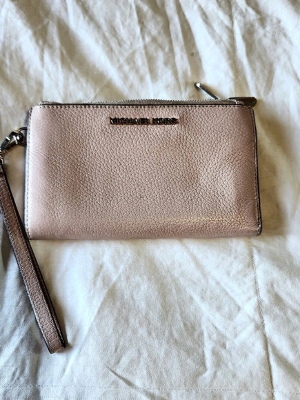 Michael Kors Jet Set Travel Large Double Zip Phone Wristlet Pink Wallet